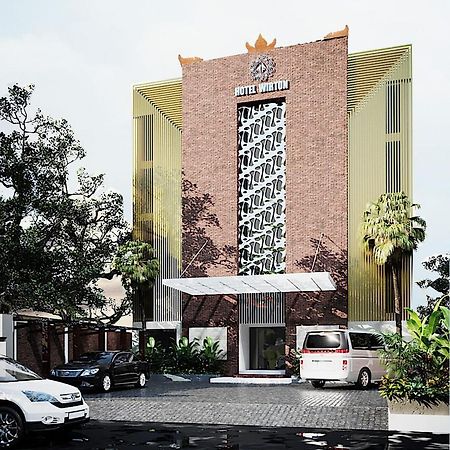 Wirton Seminyak Hotel Denpasar  Exterior photo