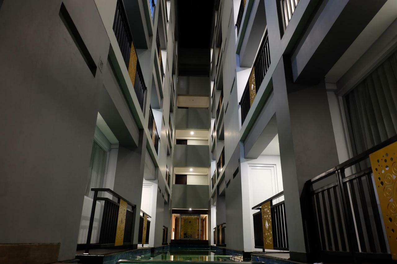 Wirton Seminyak Hotel Denpasar  Exterior photo